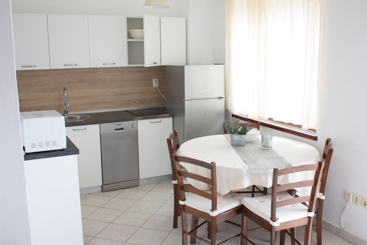 Apartments Lounger Crikvenica Exterior photo