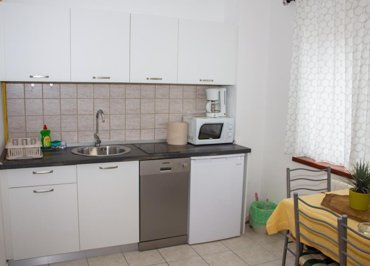 Apartments Lounger Crikvenica Exterior photo