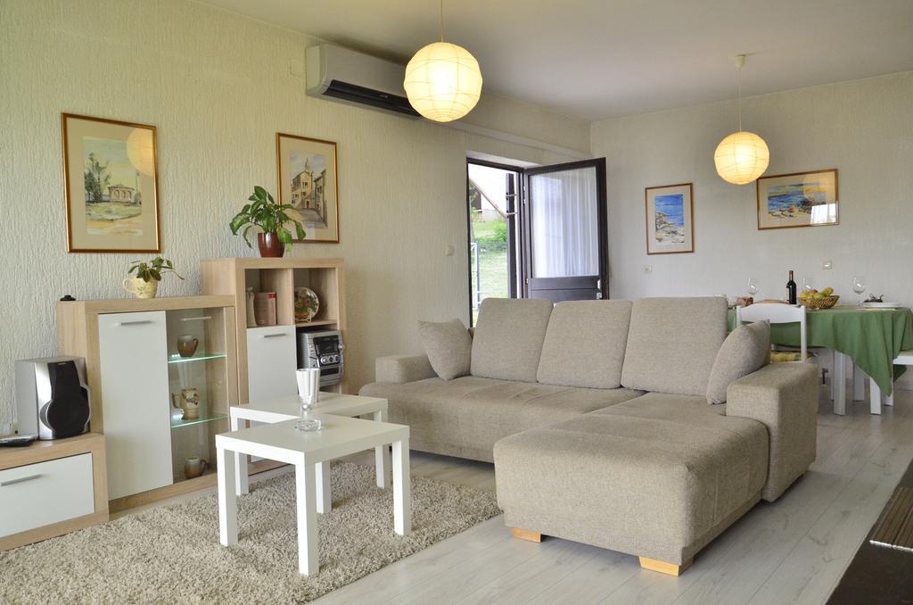 Apartments Lounger Crikvenica Exterior photo