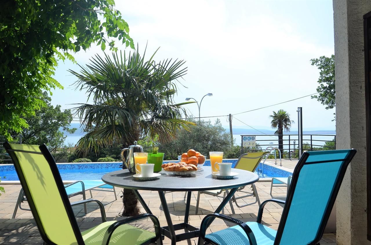 Apartments Lounger Crikvenica Exterior photo